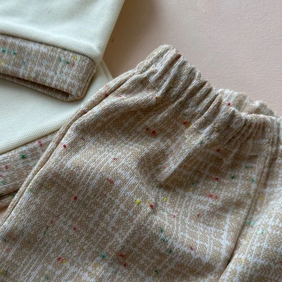Neutral Baby Set - Vintage Handmade Button Down Top and Pant Set. (3-6m) - Picture 5 of 8